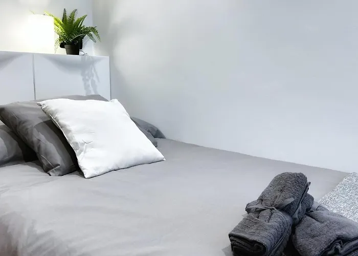 Appartement à 3 Chambres à Coucher